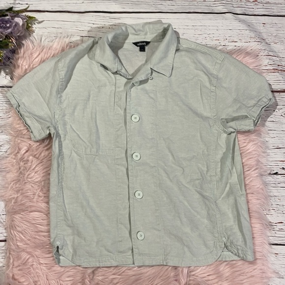 allbirds Short Sleeve Button-Down Green TreeBD Camp Shirt - Picture 2 of 9